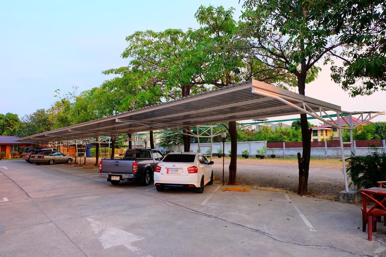 Siam House Interplace Lopburi Luaran gambar